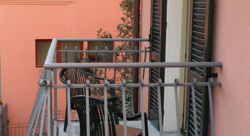 Casa Vacanze Touring Verbania Eksteriør billede