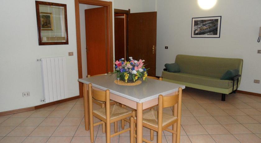 Casa Vacanze Touring Verbania Eksteriør billede