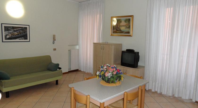 Casa Vacanze Touring Verbania Eksteriør billede