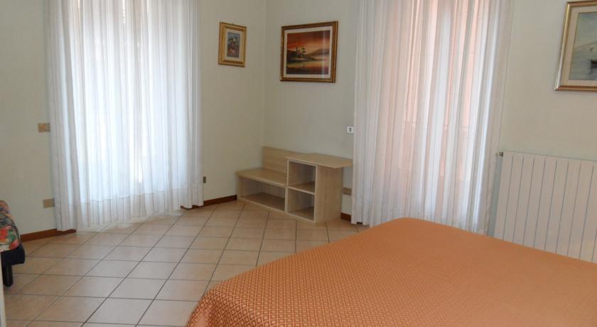 Casa Vacanze Touring Verbania Eksteriør billede
